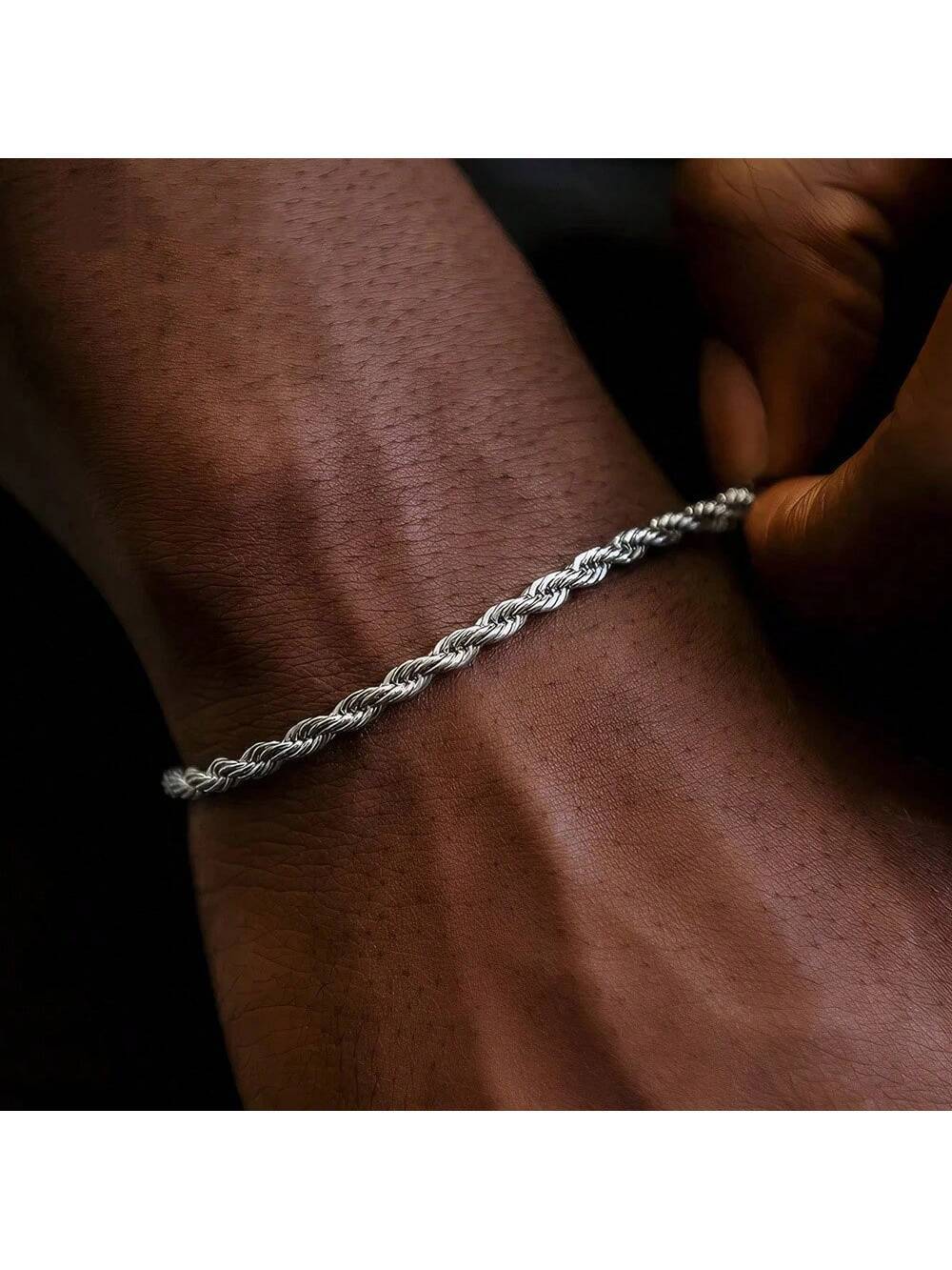 Ascend™ - twist chain bracelet